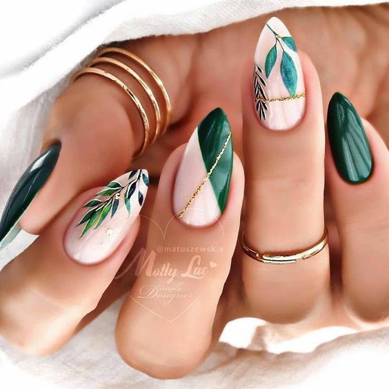 Elegant Golden and Green Nails
