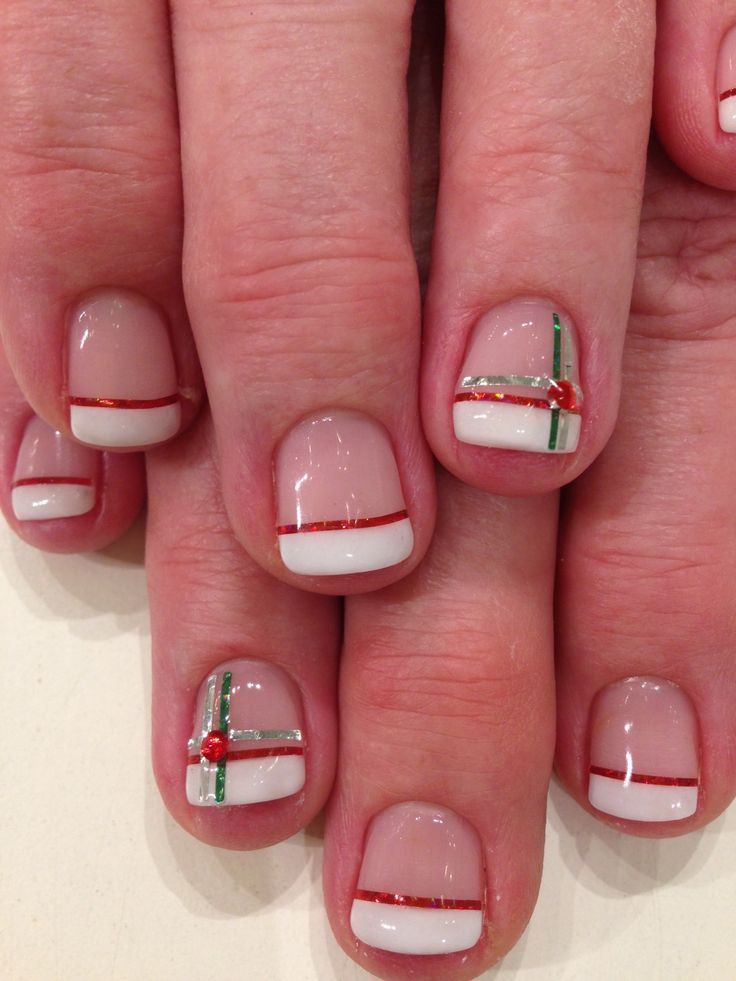 Minimalist White-Red-Green Nails